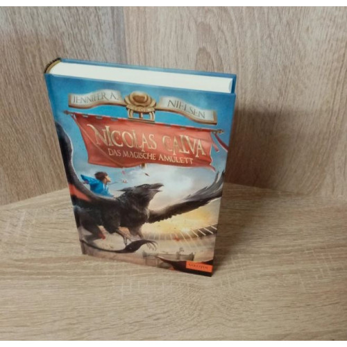 Jennifer A. Nielsen-Nicolas Calva. Das magische Amulett – Band 1-HC