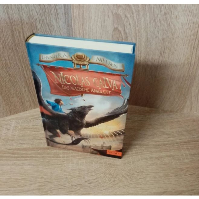 Jennifer A. Nielsen-Nicolas Calva. Das magische Amulett – Band 1-HC